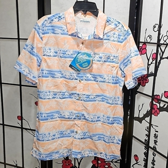 Columbia Button Shirt Size Small NWT - Picture 1 of 8